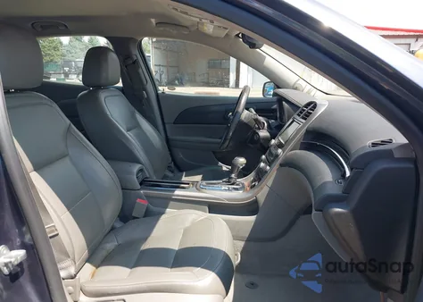 2013 Chevrolet Malibu 2Lt z USA, uszkodzony, nr VIN 1G11E5SA8DF201357